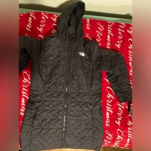Women North-face black jacket… preowned